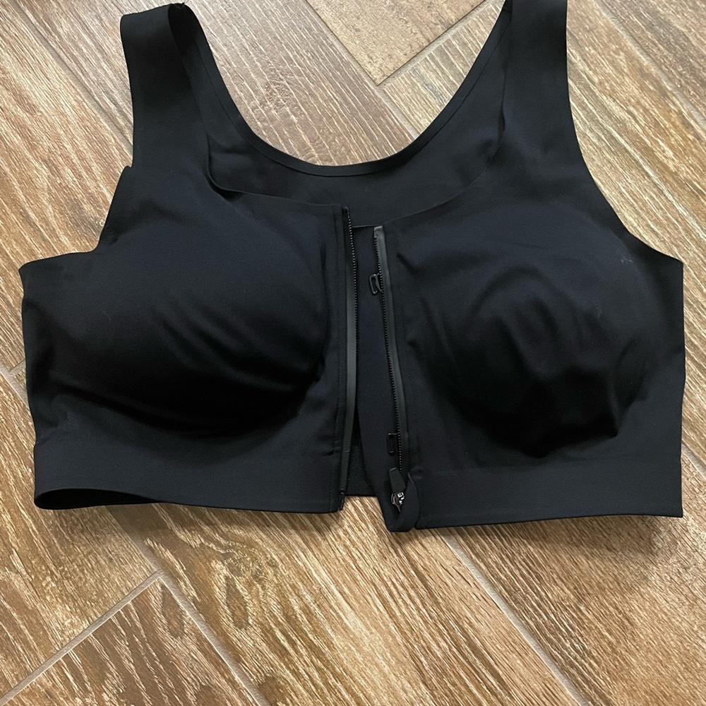 ZYIA zip front sports bra